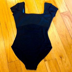 Grishko Small meah cap sleeve green underlay